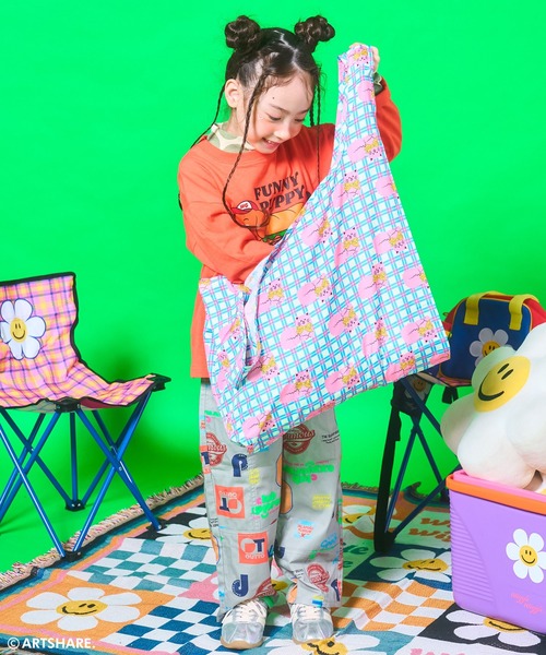 MARKEY'S(マーキーズ)の「【別注】wiggle wiggle 総柄エコバッグ(エコバッグ/サブバッグ・キッズ・ブルー/グリーン・FREE)」の7枚目の写真