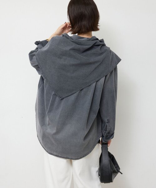 GALLARDAGALANTE（ガリャルダガランテ）の「【スカーフ付き】カシュクールデニムシャツ（シャツ/ブラウス・レディース・ブルー/グレー・FREE）」の17枚目の写真