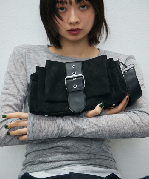 TONER(トナー)の「スエードベルトワンショルダーバッグ/ハンドバッグ(ハンドバッグ・レディース・ブラック/ブラウン/ダークブラウン・FREE)」の1枚目の写真