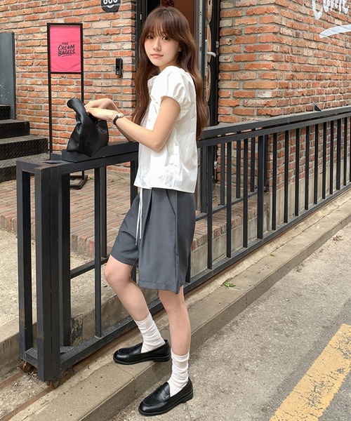 Girly Doll（ガーリードール）の「タック入りワイドショートパンツ（その他パンツ・レディース・グレー/ブラック・FREE）」の12枚目の写真