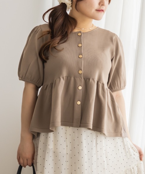 CLETTE（クレット）の「フロント釦ペプラムニット（ニット/セーター・レディース・パープル/モカ/ブラック・3L/LL/4L）」の3枚目の写真