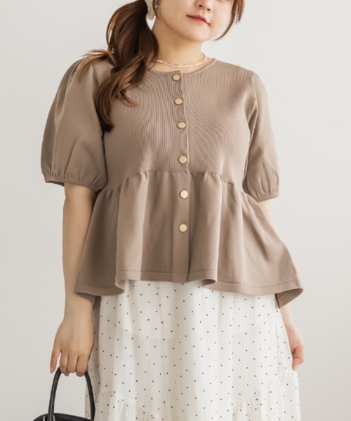 CLETTE（クレット）の「フロント釦ペプラムニット（ニット/セーター・レディース・パープル/モカ/ブラック・3L/LL/4L）」の4枚目の写真