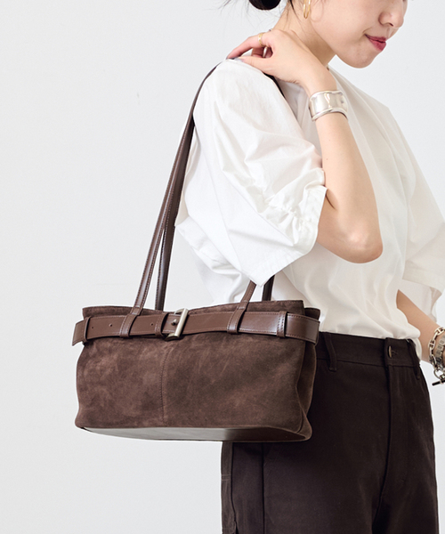 Mollini(モリーニ)の「MOLLINI /モリーニ BELT WIDE バッグ(トートバッグ・レディース・ブラウン/ブラック・FREE)」の20枚目の写真
