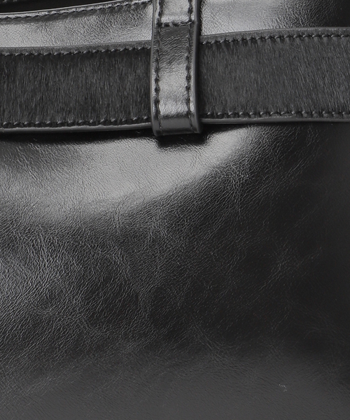 Mollini(モリーニ)の「MOLLINI /モリーニ BELT WIDE バッグ(トートバッグ・レディース・ブラウン/ブラック・FREE)」の6枚目の写真