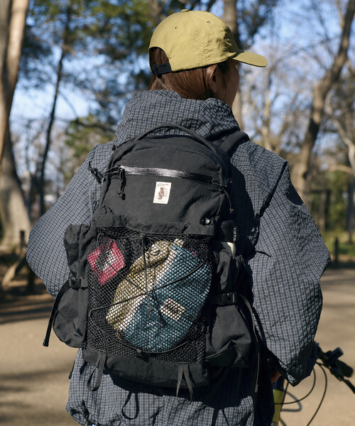 COBMASTER(コブマスター)の「Cobmaster/コブマスター COB-CSR DAISY PACK(バックパック/リュック・レディース・ブラック/ホワイト・ONE SIZE)」の2枚目の写真