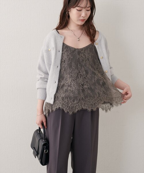 natural couture（ナチュラルクチュール）の「リバーシブルレースキャミセットアップ（その他パンツ・レディース・グレイッシュベージュ/チャコールグレー・FREE）」の2枚目の写真