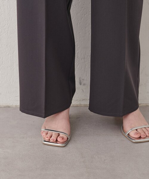 natural couture（ナチュラルクチュール）の「リバーシブルレースキャミセットアップ（その他パンツ・レディース・グレイッシュベージュ/チャコールグレー・FREE）」の10枚目の写真