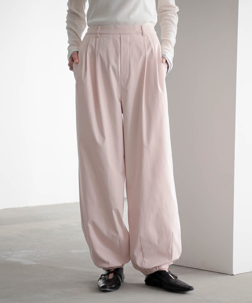 for/c（フォーシー）の「[低身長/高身長向けサイズ有]バルーンシルエットタックパンツ【サスティナブル】（その他パンツ・レディース・ネイビー/ブラック/ピンク/カーキ・M/L/LL/PM/TM）」の12枚目の写真