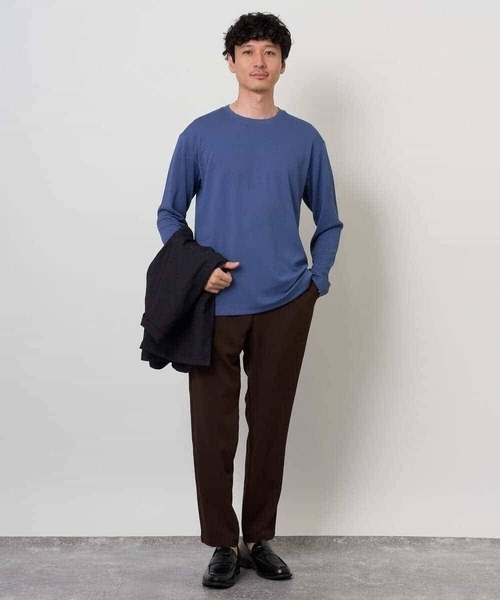 a.v.v（アーヴェヴェ）の「【イージーケア/洗濯機で洗える/毛玉になりにくい】ヘリンボーンストレッチセミワイドプルオーバー（Tシャツ/カットソー・メンズ・チャコールグレー/オレンジ/ブルー・50/46/48）」の9枚目の写真