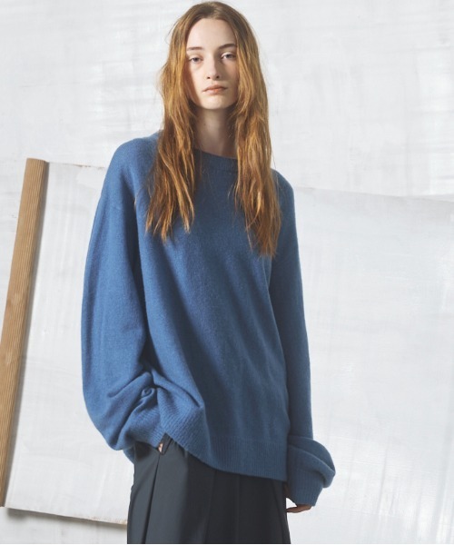 MAISON SPECIAL(メゾンスペシャル)の「《UNISEX》ピュアカシミヤプライムオーバークルーネックニットセーター/Pure Cashmere Prime-Over Crew Neck Knit Sweater【MAISON SPECIAL/メゾンスペシャル】(ニット/セーター・メンズ・ピンク/パープル/ブルー/ブラック・0/2/1)」の3枚目の写真