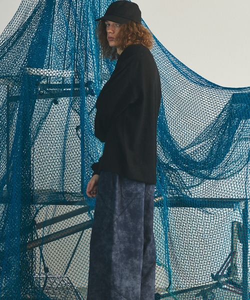 MAISON SPECIAL(メゾンスペシャル)の「《UNISEX》ピュアカシミヤプライムオーバークルーネックニットセーター/Pure Cashmere Prime-Over Crew Neck Knit Sweater【MAISON SPECIAL/メゾンスペシャル】(ニット/セーター・メンズ・ピンク/パープル/ブルー/ブラック・0/2/1)」の13枚目の写真