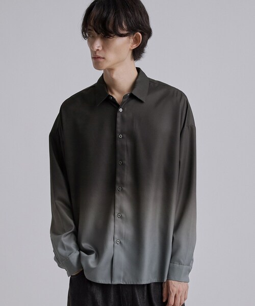 tk.TAKEO KIKUCHI(ティーケータケオキクチ)の「なめらかグラデーションシャツ(シャツ/ブラウス・メンズ・ブルー/ホワイト/ブラック・03/02/01)」の2枚目の写真
