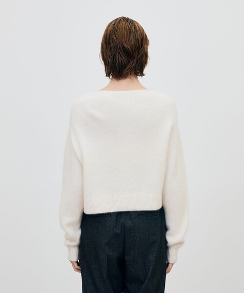 DES PRES(デ・プレ)の「【WEB先行予約】フォックスカシミヤブレンド オフショルダーカーディガン(カーディガン/ボレロ・レディース・チャコールグレー/キャメル/ホワイト系その他/ボルドー・FREE)」の11枚目の写真