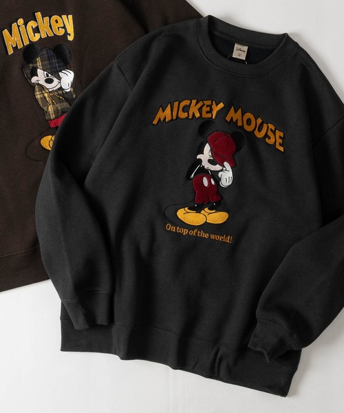 Disney(ディズニー)の「【15】〔Disney/ディズニー〕ベイマックス/ミッキー サガラ刺繍/サテンワッペン/チェックアップリケ刺繍 裏起毛 クルーネックスウェット ユニセックス/メンズ/レディース(スウェット・メンズ・ベージュ系2/サックスブルー系2/ベージュ系3/ブラック系3/ホワイト系1/ブラック系1/ブラウン系2/ブラック系2/ベージュ系1/ブラック系4・MEDIUM/LARGE)」の5枚目の写真
