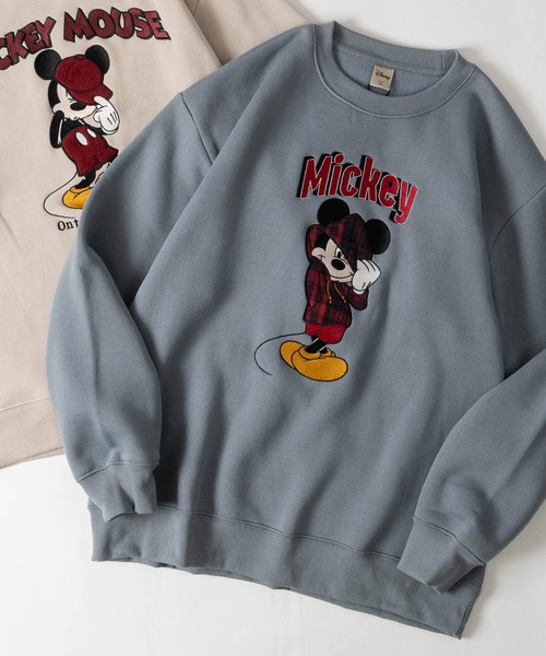 Disney(ディズニー)の「【15】〔Disney/ディズニー〕ベイマックス/ミッキー サガラ刺繍/サテンワッペン/チェックアップリケ刺繍 裏起毛 クルーネックスウェット ユニセックス/メンズ/レディース(スウェット・メンズ・ベージュ系2/サックスブルー系2/ベージュ系3/ブラック系3/ホワイト系1/ブラック系1/ブラウン系2/ブラック系2/ベージュ系1/ブラック系4・MEDIUM/LARGE)」の10枚目の写真