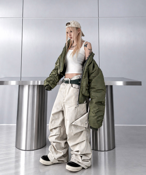 ROARINGRAD（ロアリングラド）の「26 パラシュートカーゴパンツ ブラック（その他パンツ・レディース・その他・SMALL/MEDIUM/LARGE）」の2枚目の写真