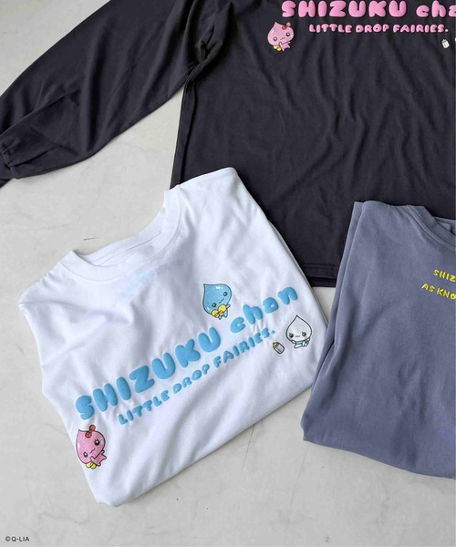 AS KNOW AS plus(アズノゥアズプラス)の「☆アクリルキーホルダー付き しずくちゃん 袖刺繍ロンT 【しずくちゃん】(Tシャツ/カットソー・レディース・スミクロ/オフホワイト/サックスブルー・FREE)」の4枚目の写真
