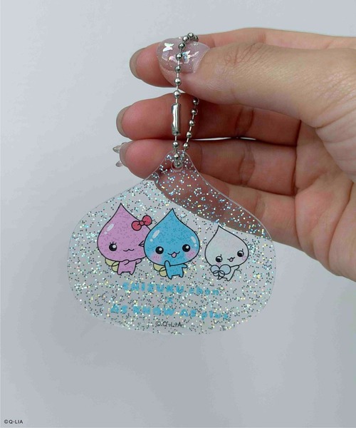 AS KNOW AS plus(アズノゥアズプラス)の「☆アクリルキーホルダー付き しずくちゃん 袖刺繍ロンT 【しずくちゃん】(Tシャツ/カットソー・レディース・スミクロ/オフホワイト/サックスブルー・FREE)」の9枚目の写真