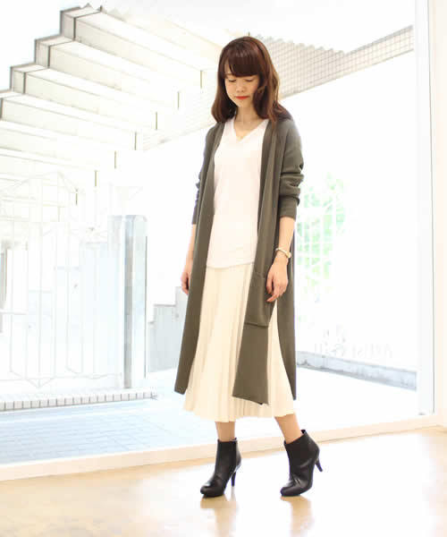 SESTO（セスト）の「美脚ピンヒールのアンクル丈ショートブーツ（ブーツ・レディース・ブラック/ライトグレー/ブラウン/ネイビー・LL/3L/L/M/S）」の13枚目の写真