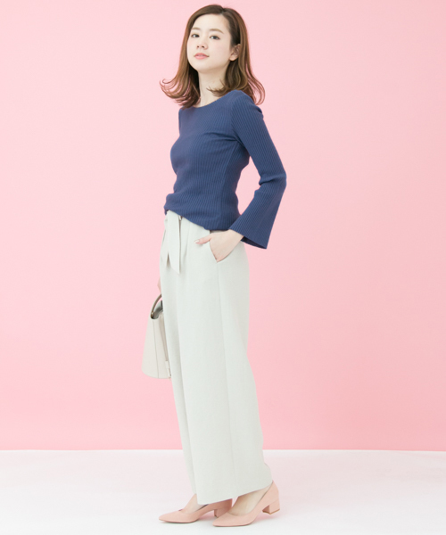 URBAN RESEARCH（アーバンリサーチ）の「 UR 袖フレアリブカットソー（Tシャツ/カットソー・レディース・ネイビー/オフホワイト/ブルー/ライトピンク/ライトグレー・FREE）」の9枚目の写真