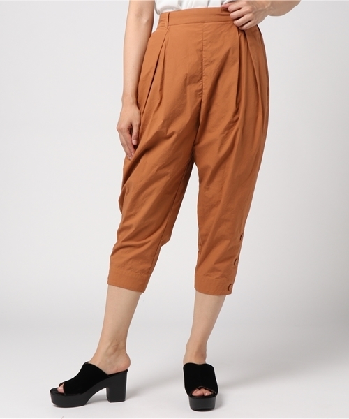 bulle de savon(ビュルデサボン)の「タイプライター しぼ裾釦PT(その他パンツ・レディース・ブラック/ブルー/ブラウン/ボルドー/カーキ・FREE)」の10枚目の写真