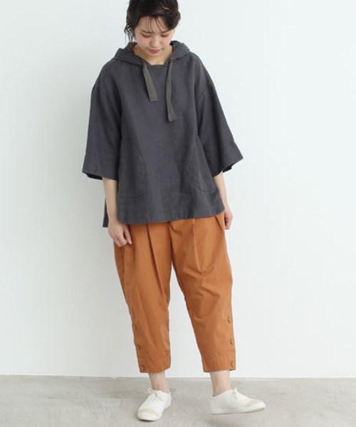 bulle de savon(ビュルデサボン)の「タイプライター しぼ裾釦PT(その他パンツ・レディース・ブラック/ブルー/ブラウン/ボルドー/カーキ・FREE)」の13枚目の写真