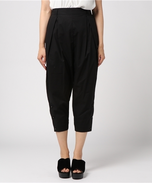 bulle de savon(ビュルデサボン)の「タイプライター しぼ裾釦PT(その他パンツ・レディース・ブラック/ブルー/ブラウン/ボルドー/カーキ・FREE)」の6枚目の写真