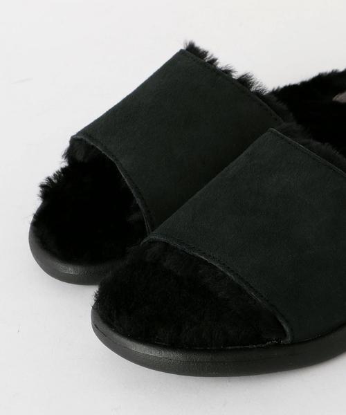 UGG（アグ）の「＜UGG（アグ）＞BREEZY ムートンスリッパ