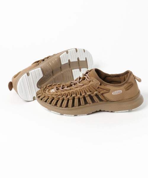 KEEN(キーン)の「UNEEK O2 / ユニーク オーツー(スニーカー・メンズ・ライトブラウン・25.5cm/25cm/26.5cm/26cm/27.5cm/27cm/28cm/29cm/30cm)」の2枚目の写真