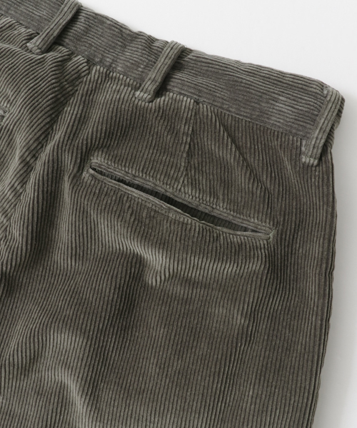 かぐれ(カグレ)の「コーデュロイワイドパンツ(その他パンツ・レディース・カーキ/アイボリー・FREE)」の13枚目の写真