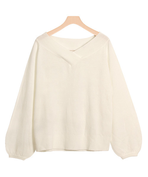 Pierrot（ピエロ）の「カシミヤタッチバルーン袖ニット（ニット/セーター・レディース・ブラック/ネイビー/グレー/オフホワイト/サックスブルー/ピンク/レッド/ベージュ・L/M）」の2枚目の写真