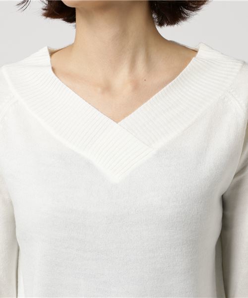 Pierrot（ピエロ）の「カシミヤタッチバルーン袖ニット（ニット/セーター・レディース・ブラック/ネイビー/グレー/オフホワイト/サックスブルー/ピンク/レッド/ベージュ・L/M）」の13枚目の写真