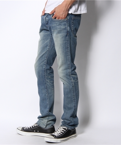 HYSTERIC GLAMOUR（ヒステリックグラマー）の「LU加工デニムスリムストレートPT（デニムパンツ・メンズ・インディゴブルー/ダークインディゴブルー・28inch/30inch/32inch/34inch）」の3枚目の写真