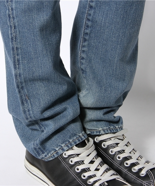 HYSTERIC GLAMOUR（ヒステリックグラマー）の「LU加工デニムスリムストレートPT（デニムパンツ・メンズ・インディゴブルー/ダークインディゴブルー・28inch/30inch/32inch/34inch）」の8枚目の写真