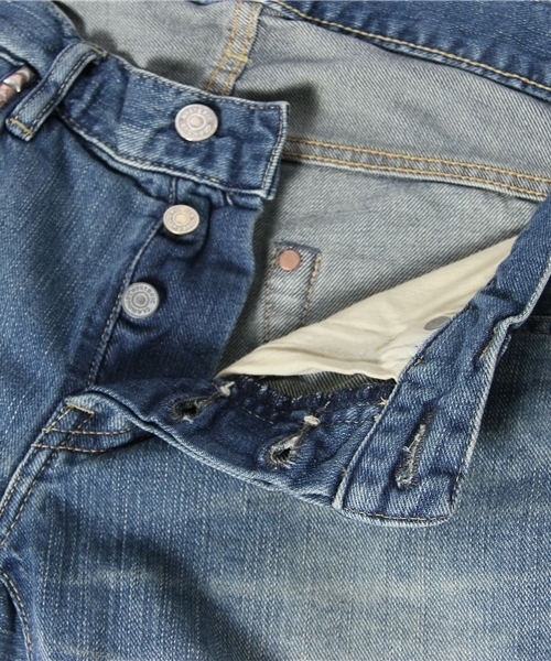 HYSTERIC GLAMOUR（ヒステリックグラマー）の「LU加工デニムスリムストレートPT（デニムパンツ・メンズ・インディゴブルー/ダークインディゴブルー・28inch/30inch/32inch/34inch）」の9枚目の写真