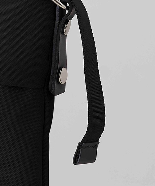 STUDIOUS（ステュディオス）の「【STUDIOUS】コーデュラダブルポケットZIPサコッシュ（ショルダーバッグ・メンズ・ブラック/ベージュ/ネイビー/オレンジ・FREE）」の10枚目の写真