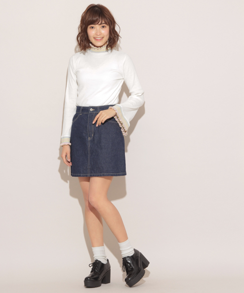 apres jour(アプレジュール)の「マルチカラーネックフリルトップス【ZOZOTOWN限定アイテム】(Tシャツ/カットソー・レディース・ブラック/オフホワイト・フリー)」の11枚目の写真