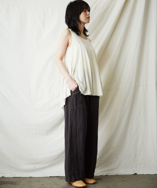 IKKUNA（イクナ）の「flared tank-top（Tシャツ/カットソー・レディース・ホワイト/チャコールグレー/ナチュラル/コバルトブルー/コーラルピンク・1）」の9枚目の写真