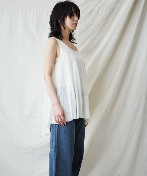 IKKUNA（イクナ）の「flared tank-top（Tシャツ/カットソー・レディース・ホワイト/チャコールグレー/ナチュラル/コバルトブルー/コーラルピンク・1）」の7枚目の写真