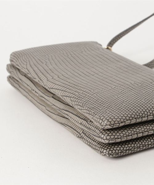 DouDou（ドゥドゥ）の「AW型押しウォレット（ショルダーバッグ・レディース・グリーン/チャコールグレー・FREE）」の4枚目の写真