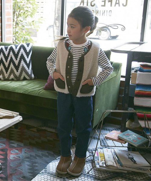 Otonato（オトナト）の「リバーシブルリメイクベスト（ダウンベスト・キッズ・チャコール/アイボリー・80/90/95/100/110/120/130/140）」の3枚目の写真