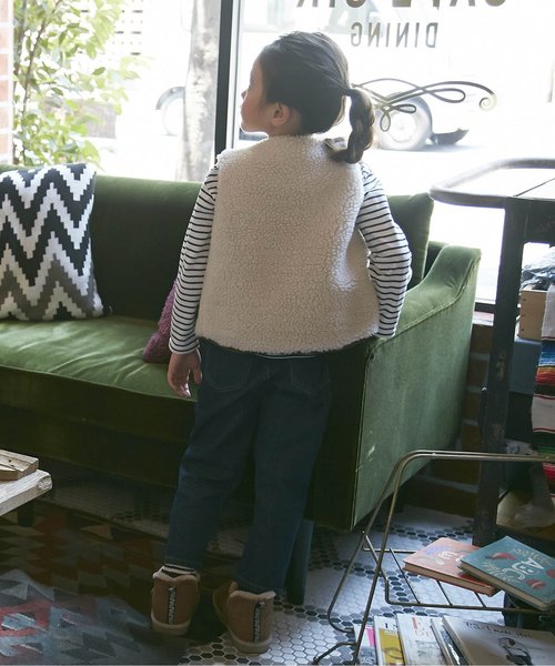 Otonato（オトナト）の「リバーシブルリメイクベスト（ダウンベスト・キッズ・チャコール/アイボリー・80/90/95/100/110/120/130/140）」の11枚目の写真