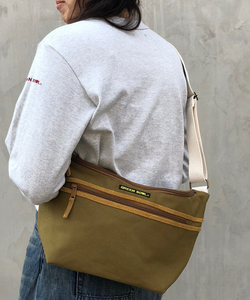 GREEN BOWL（グリーンボウル）の「GREEN BOWL Canvas Body Bag/グリーンボウル キャンバス ボディ バッグ（ボディバッグ/ウエストポーチ・メンズ・オリーブ/カーキ・FREE）」の2枚目の写真