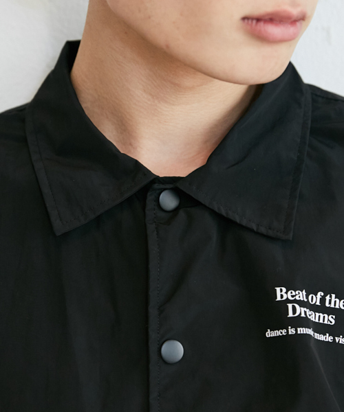 PairPair（ペアペア）の「ロゴプリントコーチジャケット(ユニセックスアイテム)（ナイロンジャケット・レディース・ブラック・MEDIUM/LARGE）」の11枚目の写真