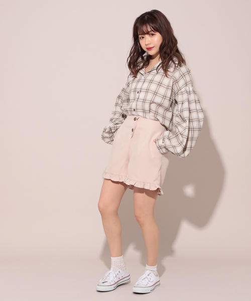 apres jour(アプレジュール)の「フリルショートパンツ【ZOZOTOWN限定アイテム】(その他パンツ・レディース・その他/アイボリー/ブラック/サックスブルー・フリー)」の10枚目の写真
