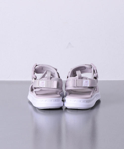 NEW BALANCE（ニューバランス）の「＜New Balance（ニューバランス）＞SDL600 サンダル（サンダル・レディース・ライトグレー/ブラック・22cm/25cm/23cm/24cm）」の10枚目の写真