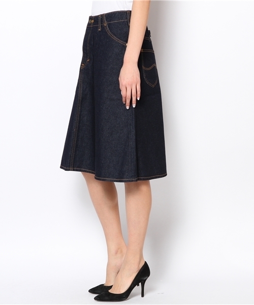 And A（アンドエー）の「フレアスカート (Lee×And A)（デニムスカート・レディース・ホワイト/ネイビー・36/38）」の6枚目の写真