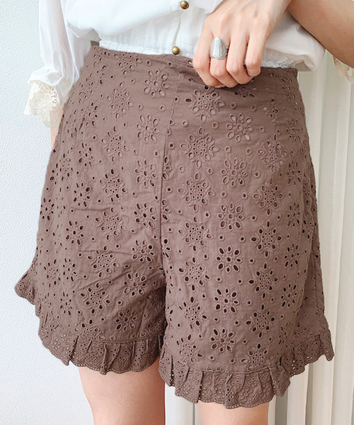 apres jour（アプレジュール）の「コットンレースショートパンツ