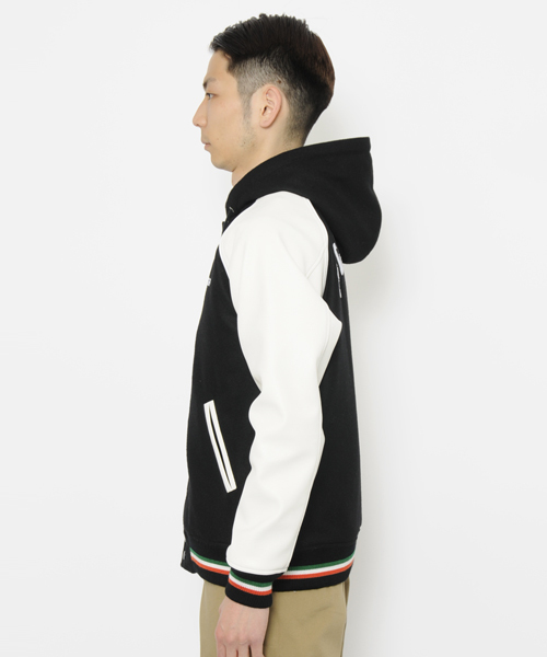XLARGE（エクストララージ）の「HOODED VARSITY JACKET（スタジャン・メンズ・ブラック/ネイビー・SMALL/MEDIUM/LARGE/X-LARGE）」の4枚目の写真
