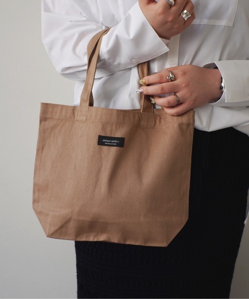 United Athle(ユナイテッドアスレ)の「【 UNITED ATHLE / ユナイテッドアスレ 】 antique andico ロゴ レギュラー キャンバス トート (Sサイズ)_(トートバッグ・レディース・ホワイト/ネイビー/ホワイト×ネイビー/グレー/ブラック系その他/ブラック/ホワイト×グレー/ホワイト系その他/ホワイト×ブラック/ホワイト系その他2/ホワイト系その他3/グリーン/ベージュ/ピンクベージュ/パープル・FREE)」の11枚目の写真